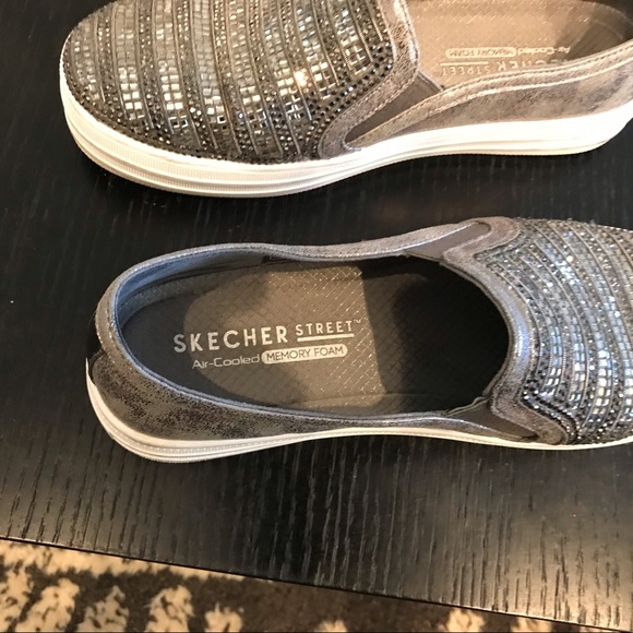 Skecher Street Air-Cooled memory foam shoes - Picture 2 of 6